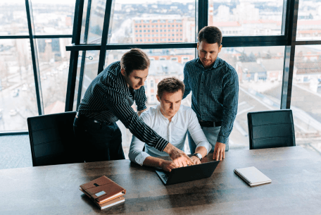 Fleet Management Software: SaaS vs. On-Premise — The Complete Decision Guide